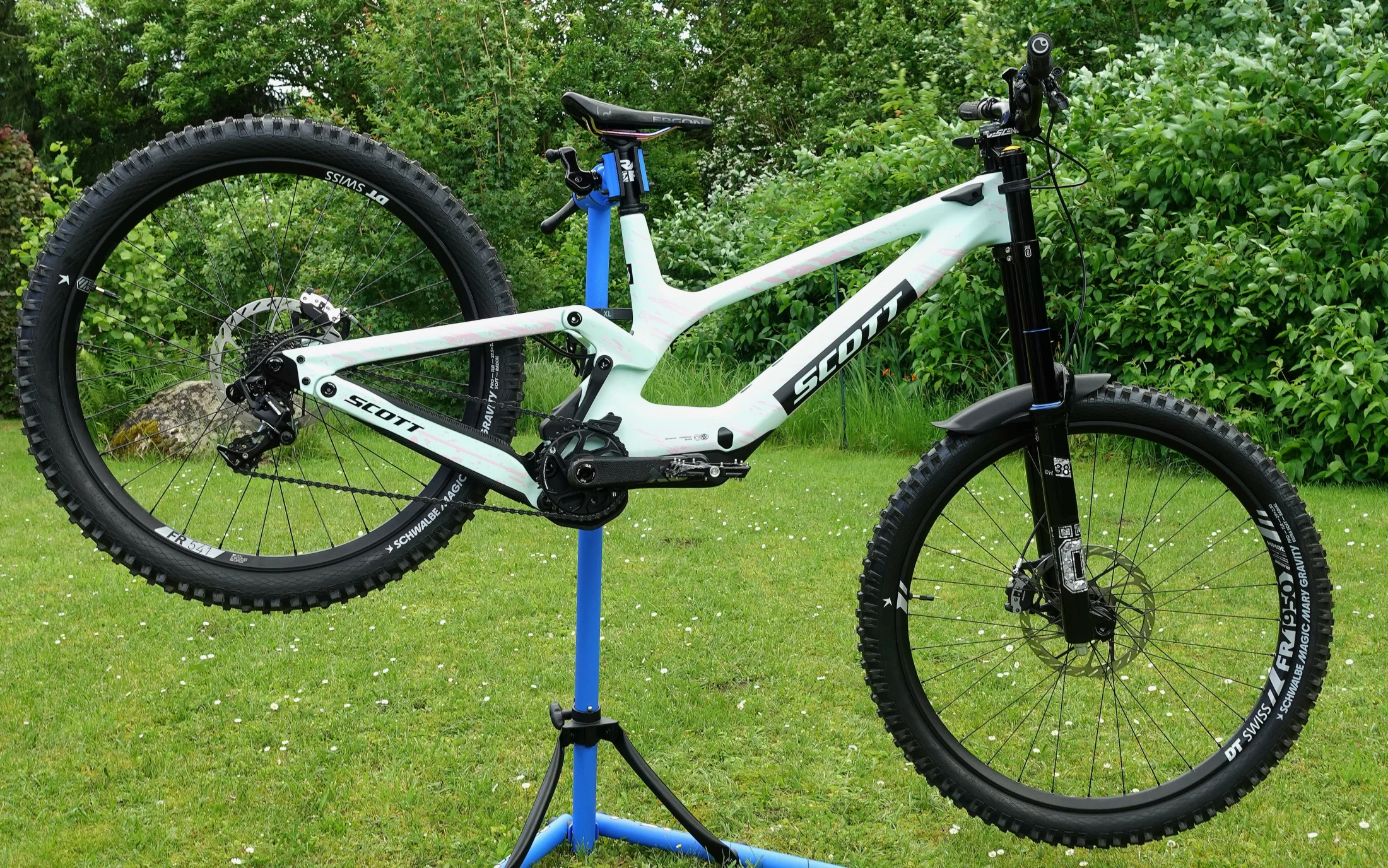 Wolfgangs Scott Gambler RC als vollständige Seitenansicht
